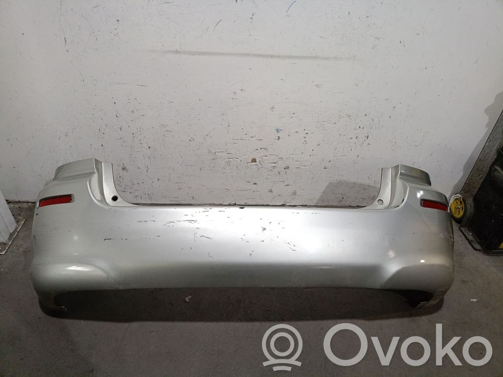 Toyota Corolla Verso AR10 Pare-chocs
