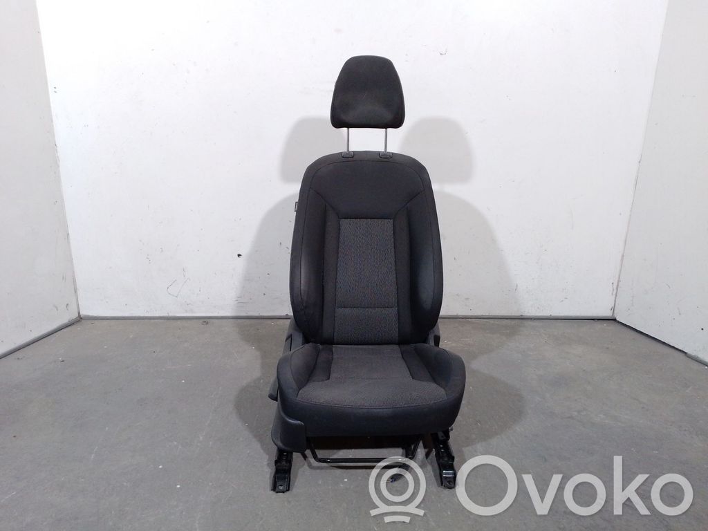 Hyundai i40 Front passenger seat