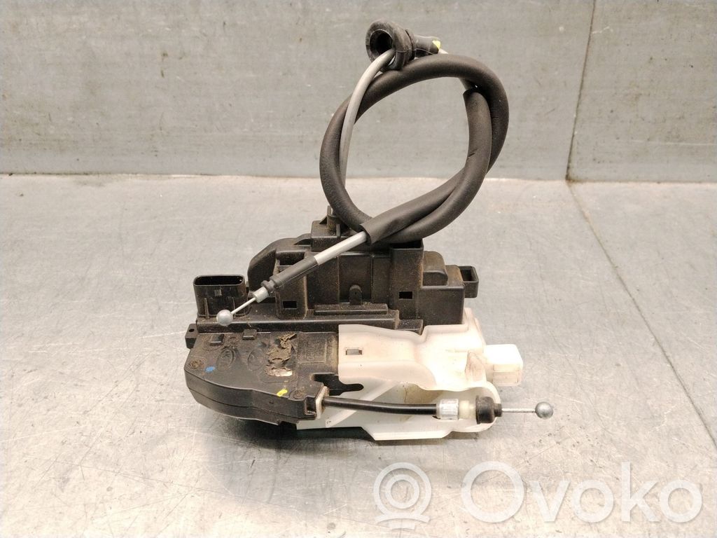 KIA Pro Cee'd I Front door lock 