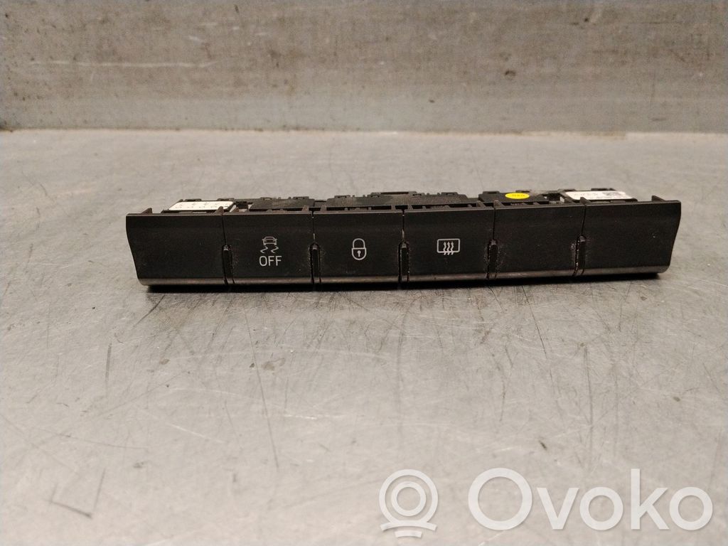 Skoda Rapid (NH) Interrupteur / bouton multifonctionnel