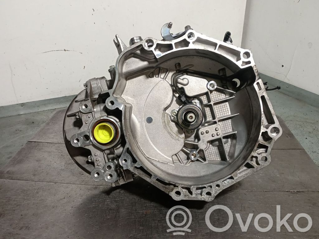 Opel Astra K Boîte de vitesses manuelle à 5 vitesses 