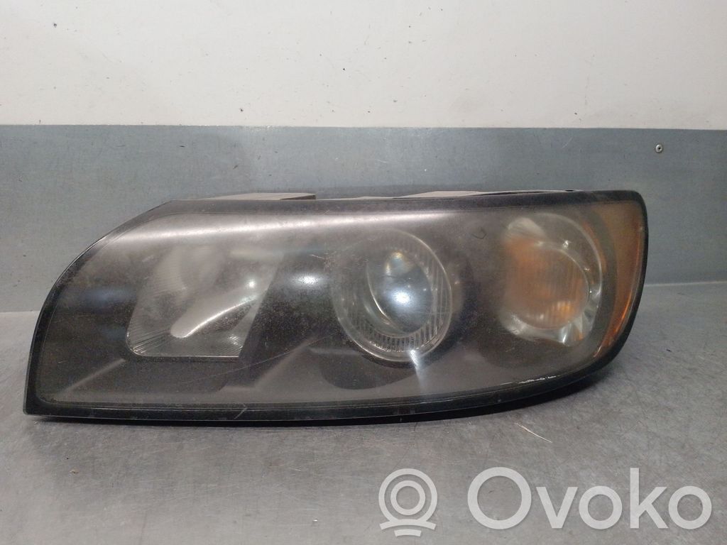 Volvo S40, V40 Lampa przednia 