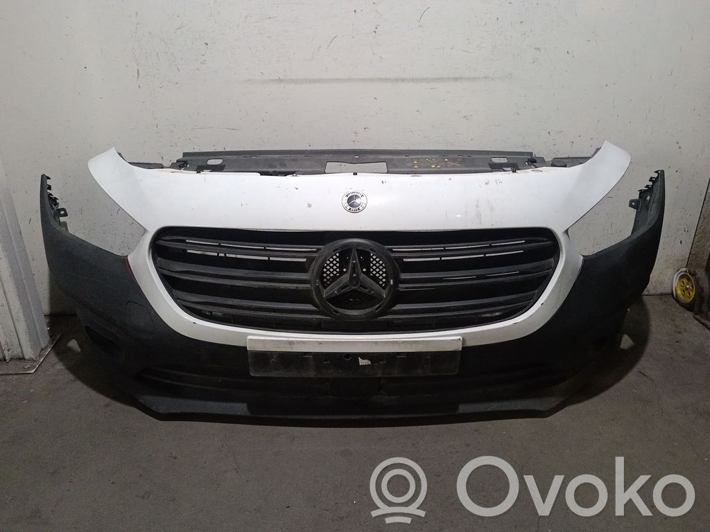 Mercedes-Benz Citan II W420 Parachoques delantero 