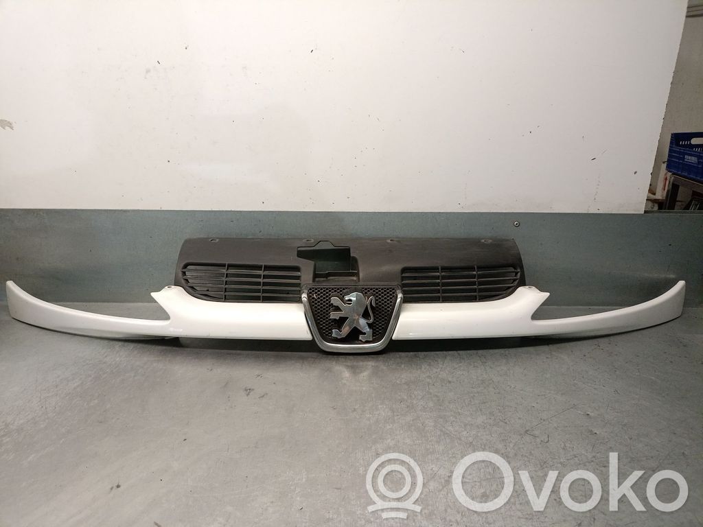 Peugeot 206 Grille de calandre avant 