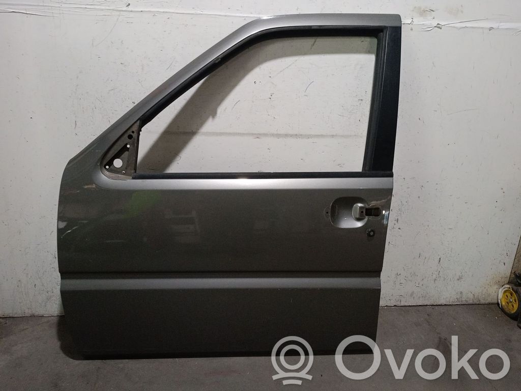 Nissan Terrano Puerta delantera