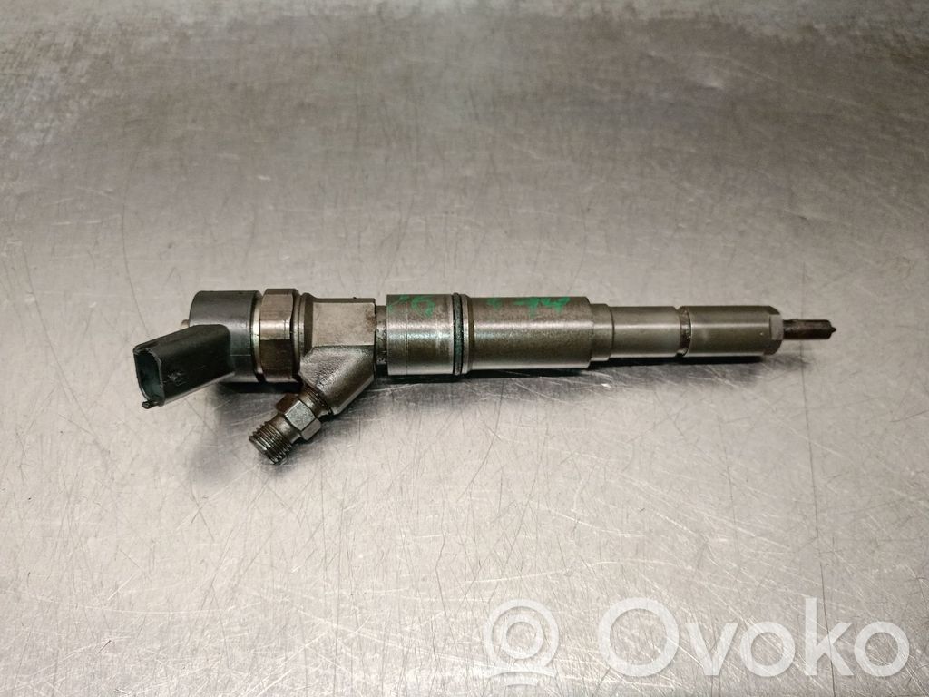 BMW X5 E53 Fuel injector 