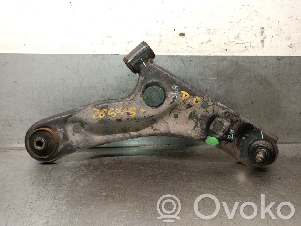 Suzuki Alto Triangle bras de suspension inférieur avant