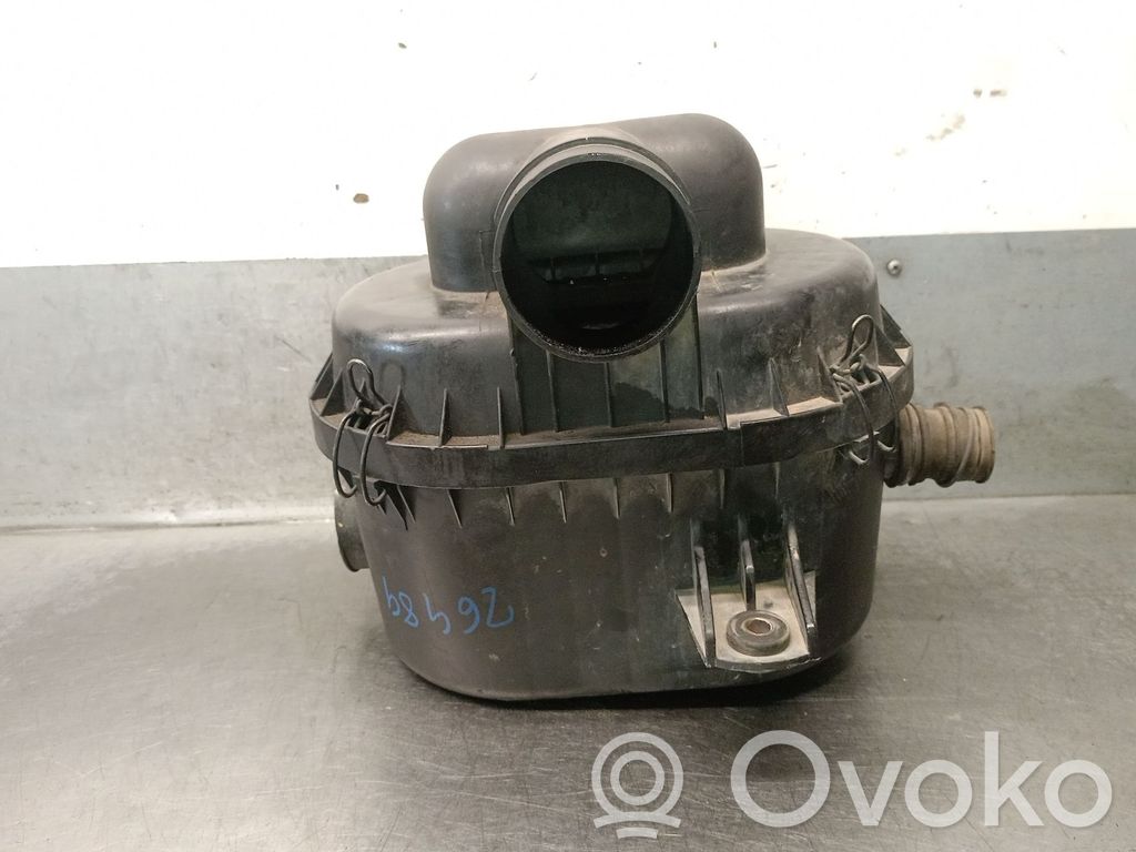 Hyundai H-1, Starex, Satellite Cutie filtru aer 