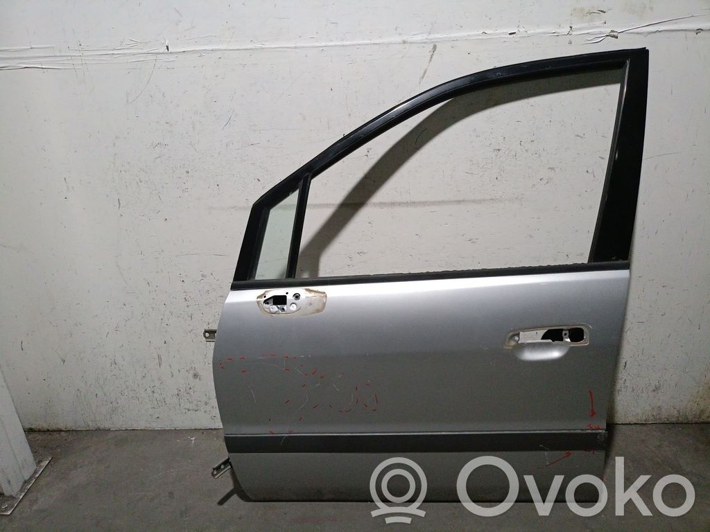 Mitsubishi Space Runner Tür vorne 