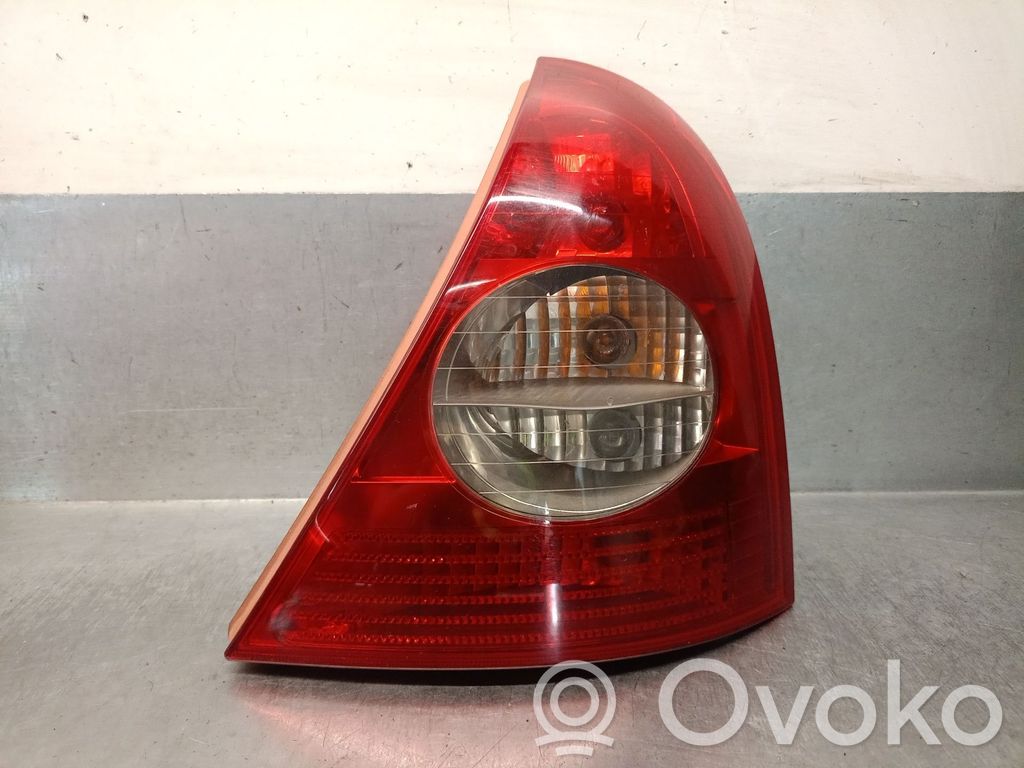 Renault Clio III Lampa tylna 