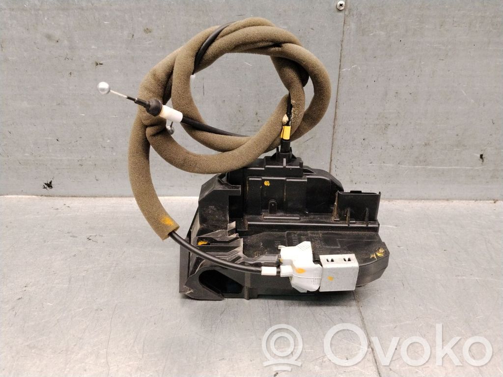 Nissan Qashqai Замок передней двери