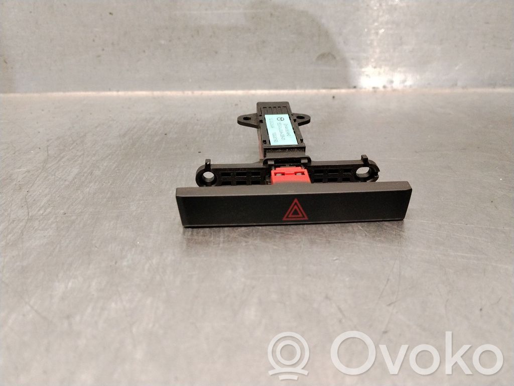 Mazda CX-7 Botón interruptor de luz de peligro 