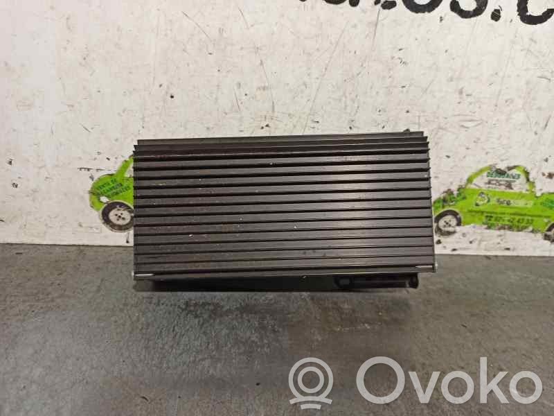 Jeep Grand Cherokee Wzmacniacz audio 