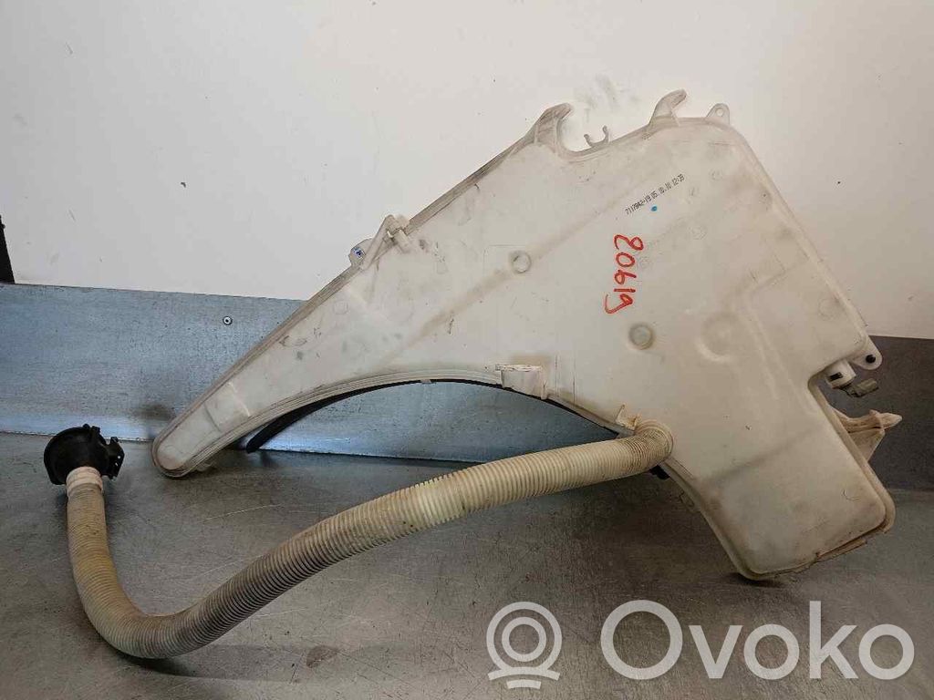 BMW 3 E90 E91 Windshield washer fluid reservoir/tank