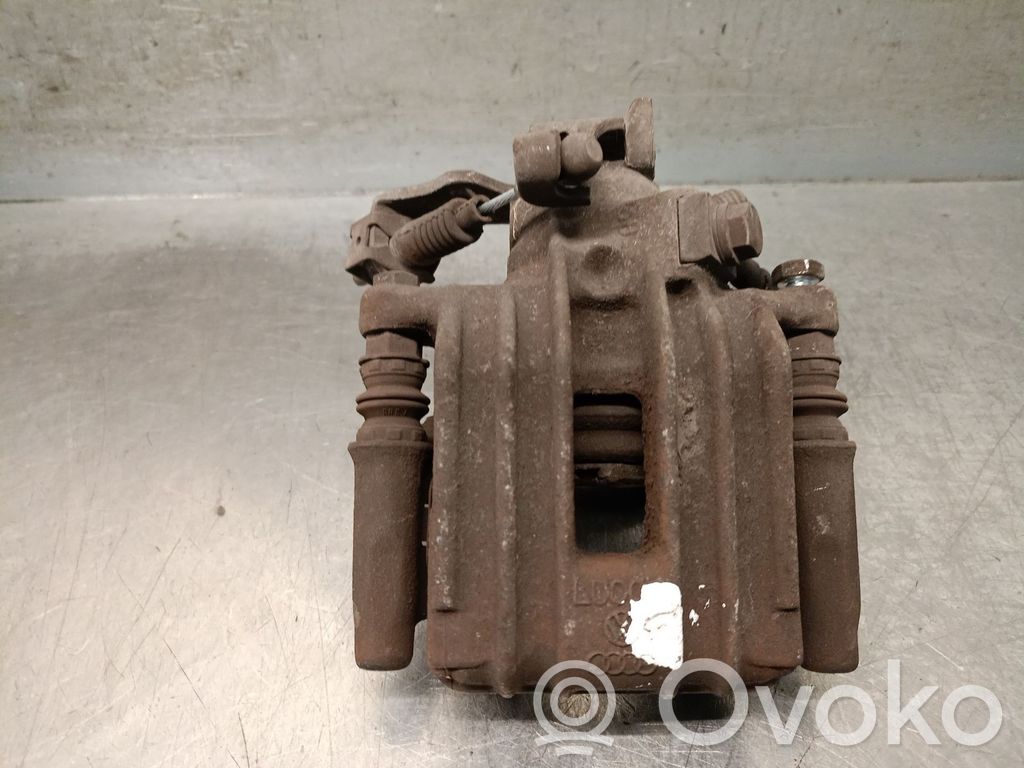 Audi A3 S3 8P Mocowanie / Zacisk hamulca tylnego 