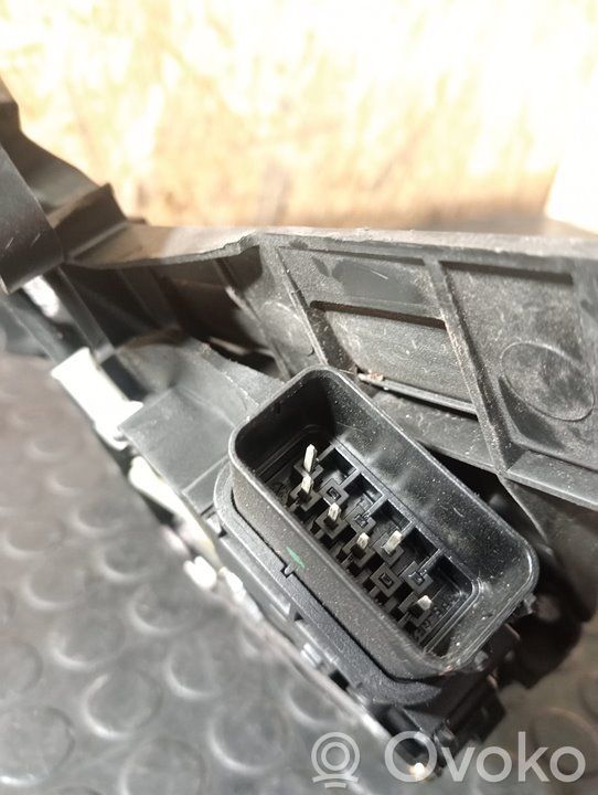 Ford Focus Rear door lock 