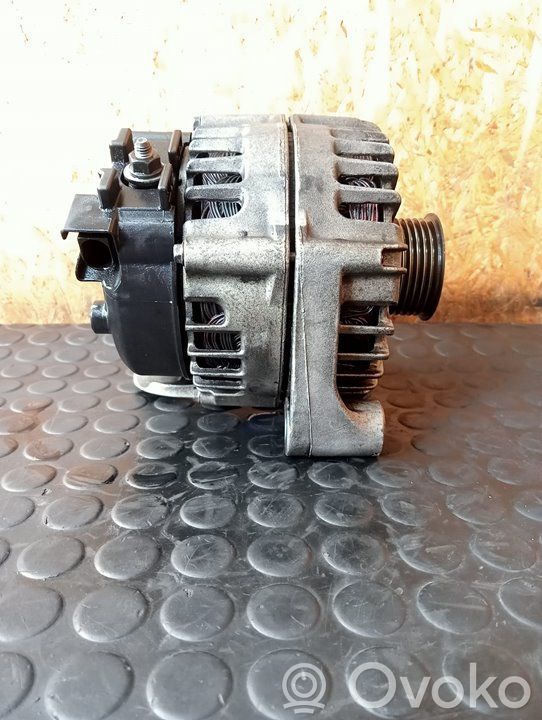 BMW 1 E81 E87 Ģenerators 