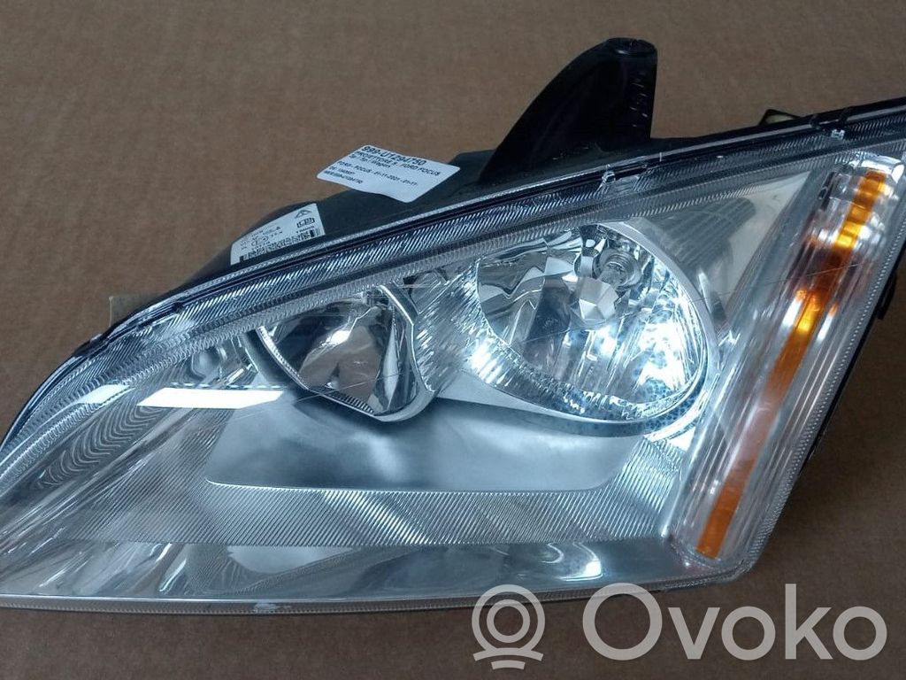 Ford Focus Headlight/headlamp 