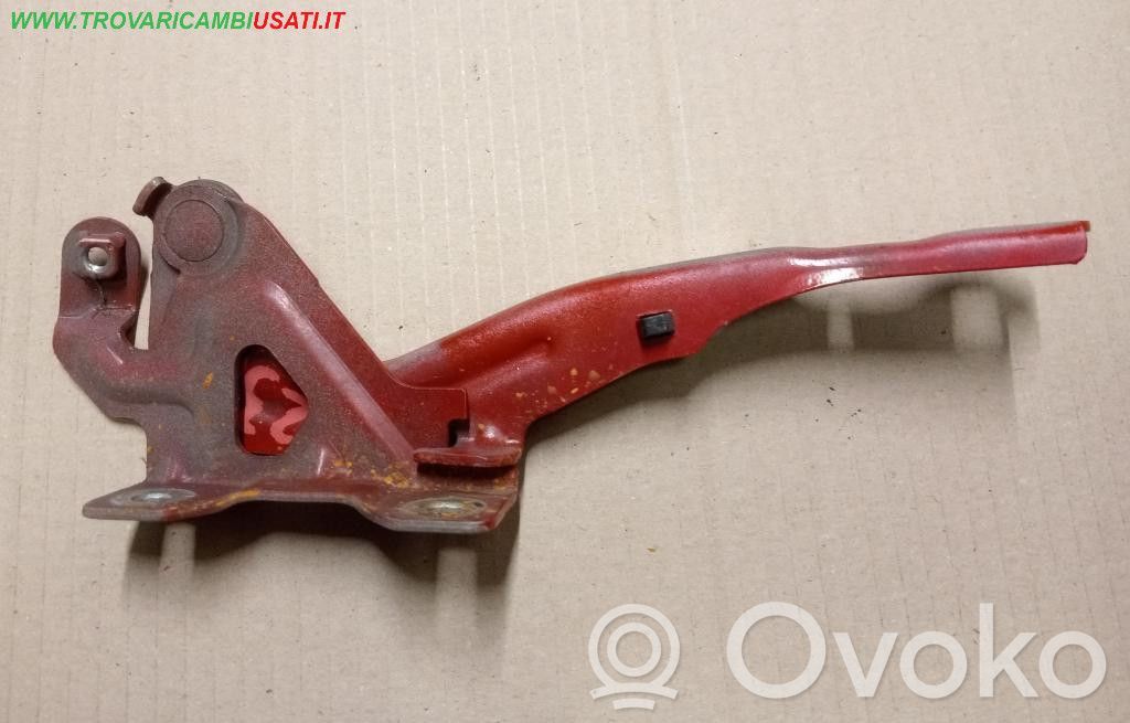 Chevrolet Spark Konepellin saranat 