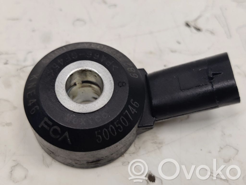 Detonation knock sensor   68223050AA,68570138AA