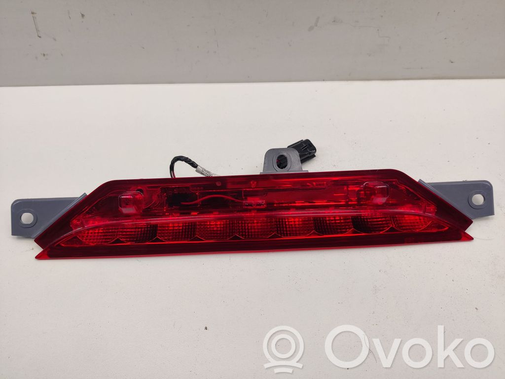 Chrysler Pacifica Third/center stoplight 