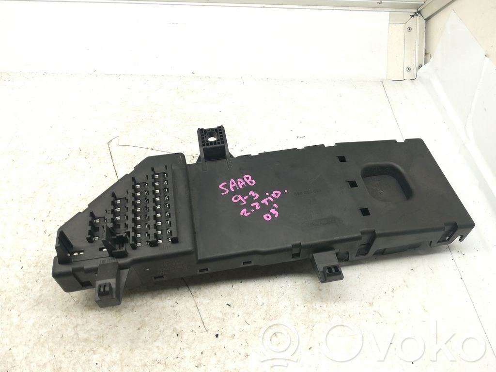 Saab 9-5 Module de fusibles 