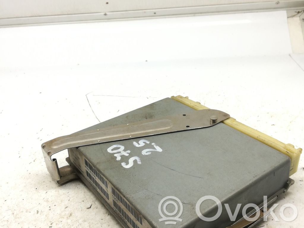 Volvo S70  V70  V70 XC Engine control unit/module 