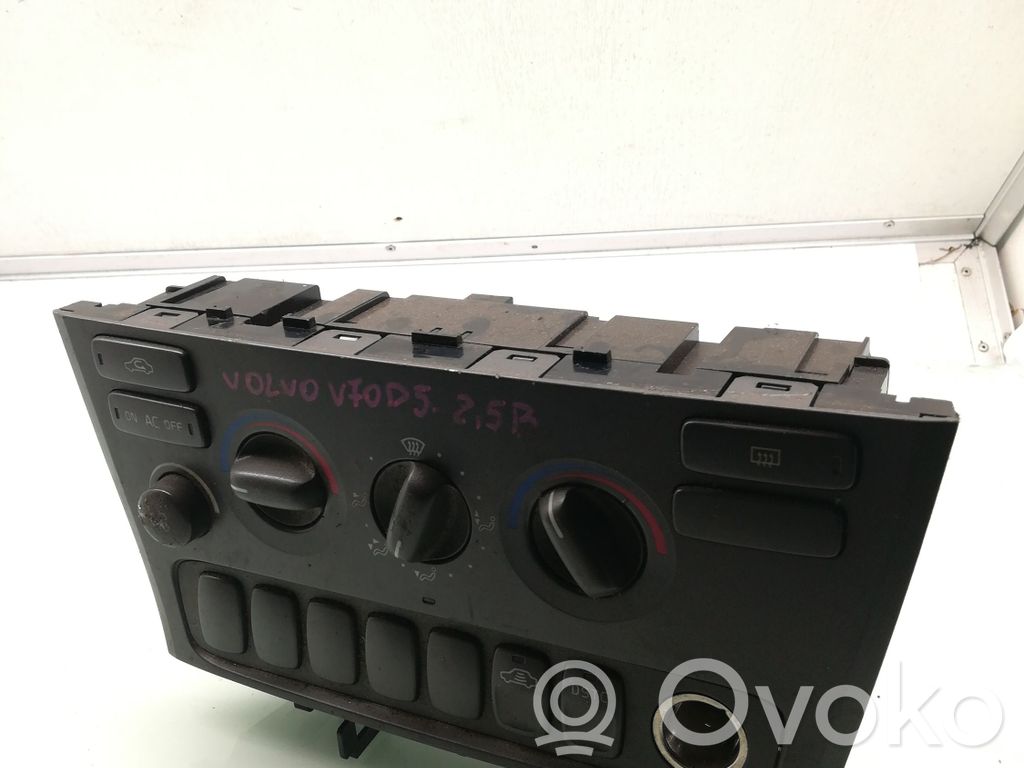 Volvo V70 Climate control unit 