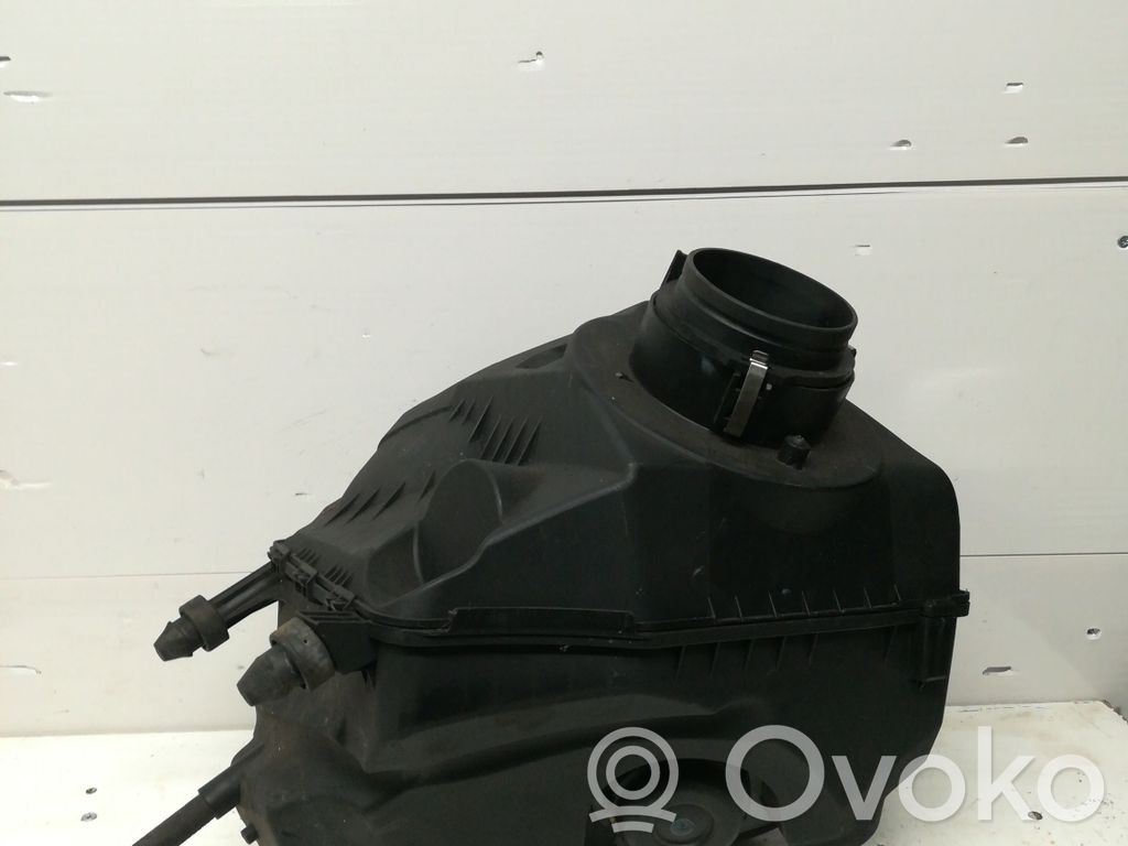 Audi A6 S6 C6 4F Air filter box 