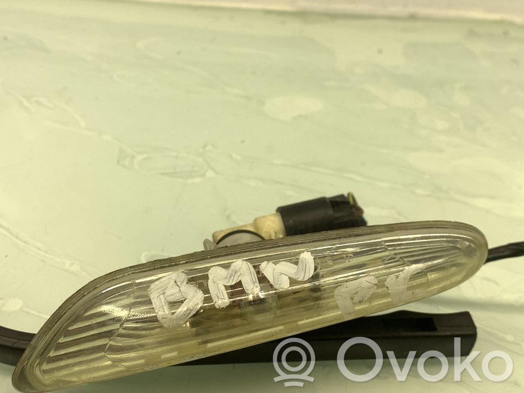 BMW 1 E81 E87 Front fender indicator light 