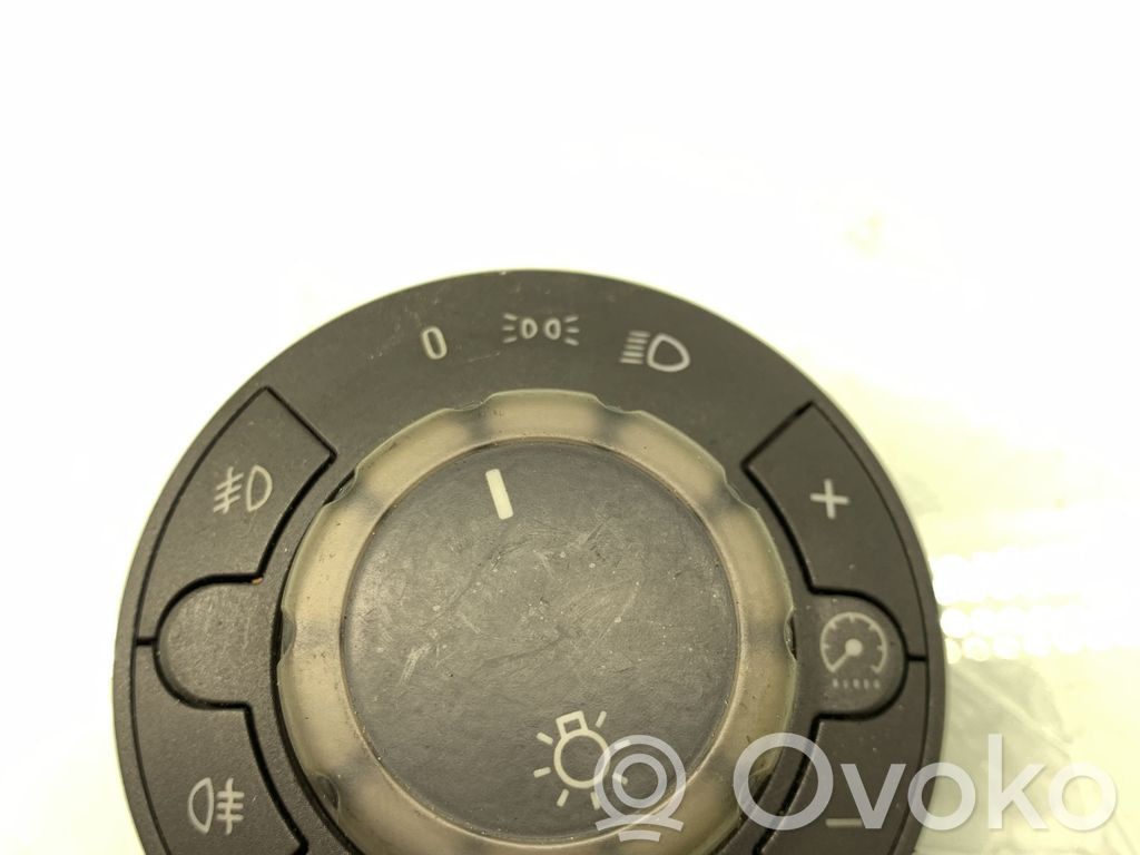 Opel Corsa D Light switch 
