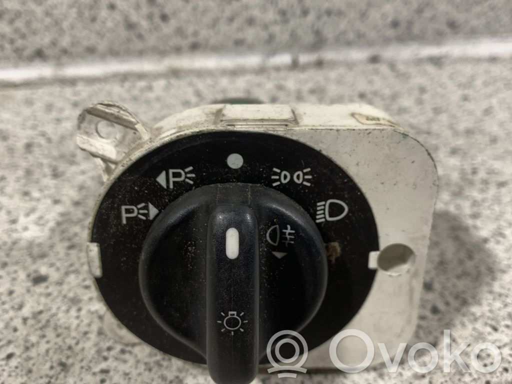 Ford Mondeo Mk III Light switch 