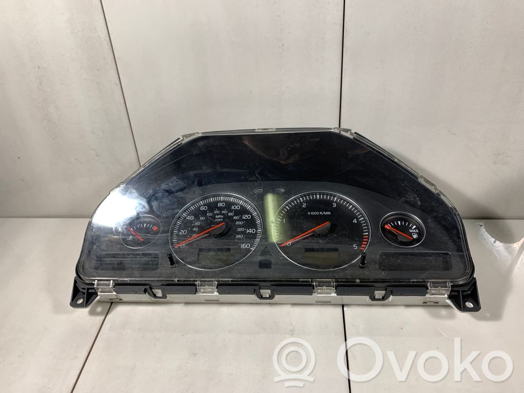 Volvo XC90 Spidometrs (instrumentu panelī) 