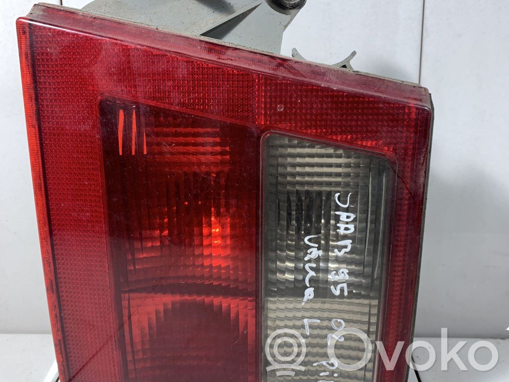 Saab 9-5 Aizmugurējais lukturis pārsegā 