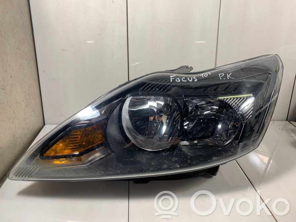 Ford Focus Headlight/headlamp 