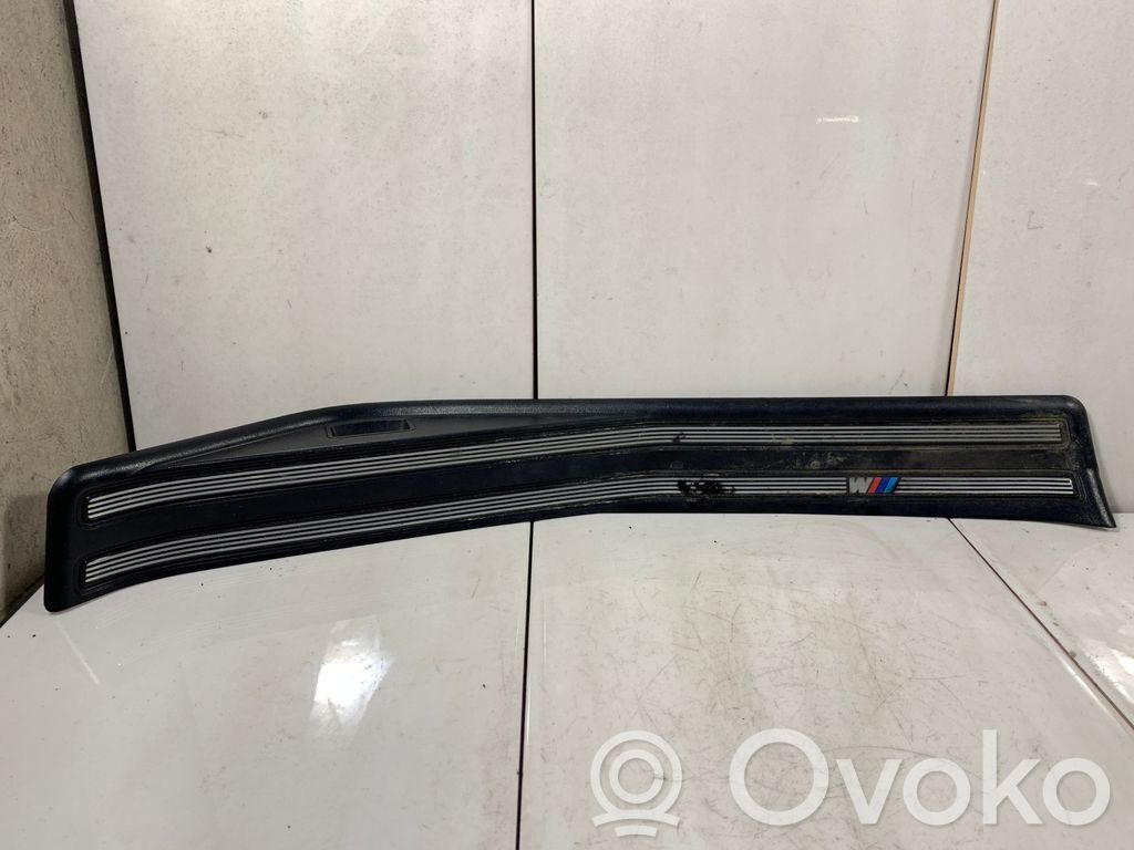 BMW 3 E46 Side skirt rear trim 