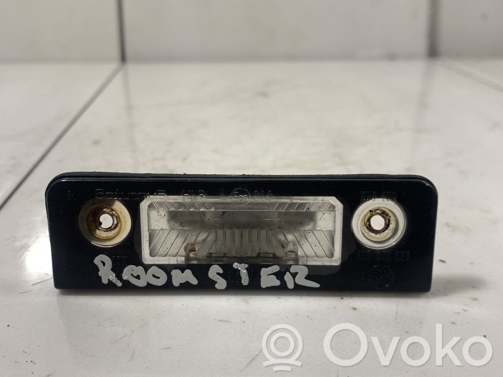 Skoda Roomster (5J) Éclairage de plaque d'immatriculation 