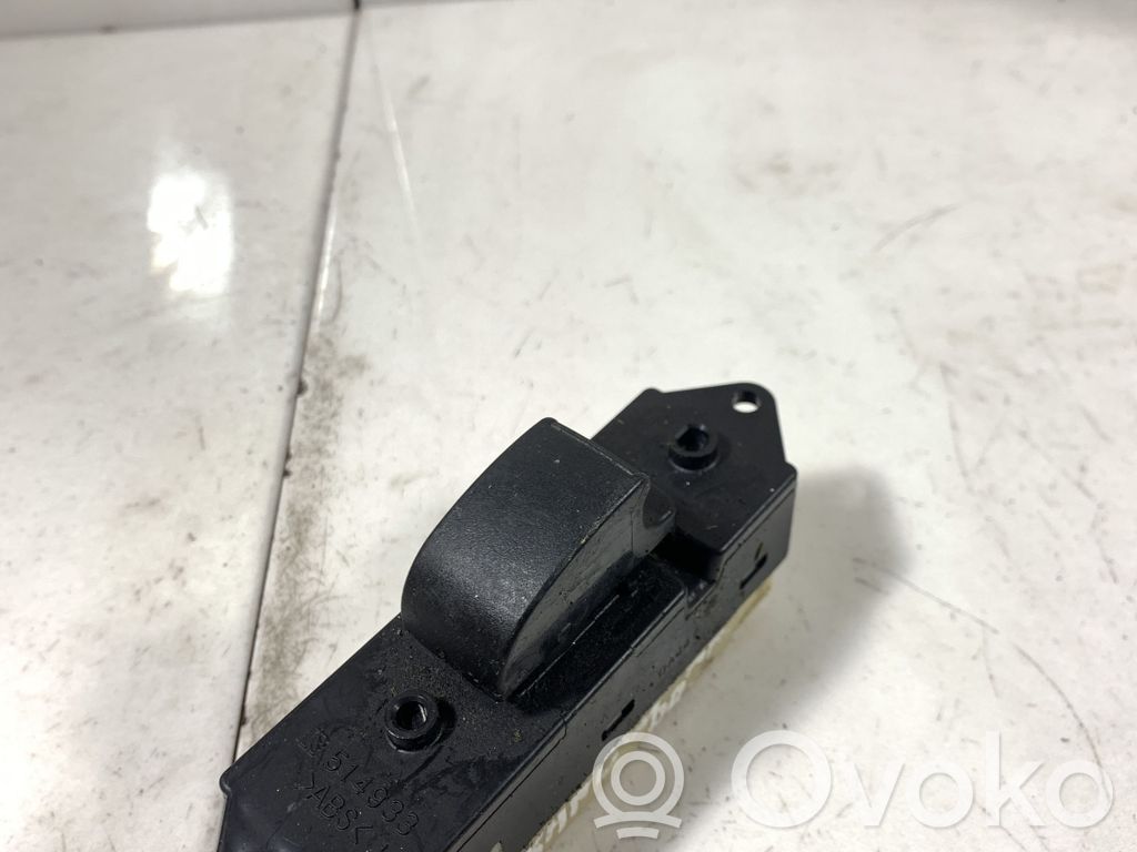 Mitsubishi Grandis Electric window control switch 