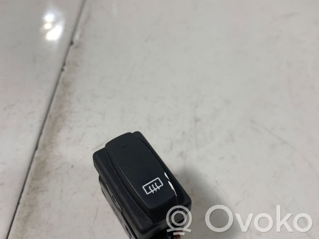 Renault Trafic II (X83) Windscreen/window heater switch 