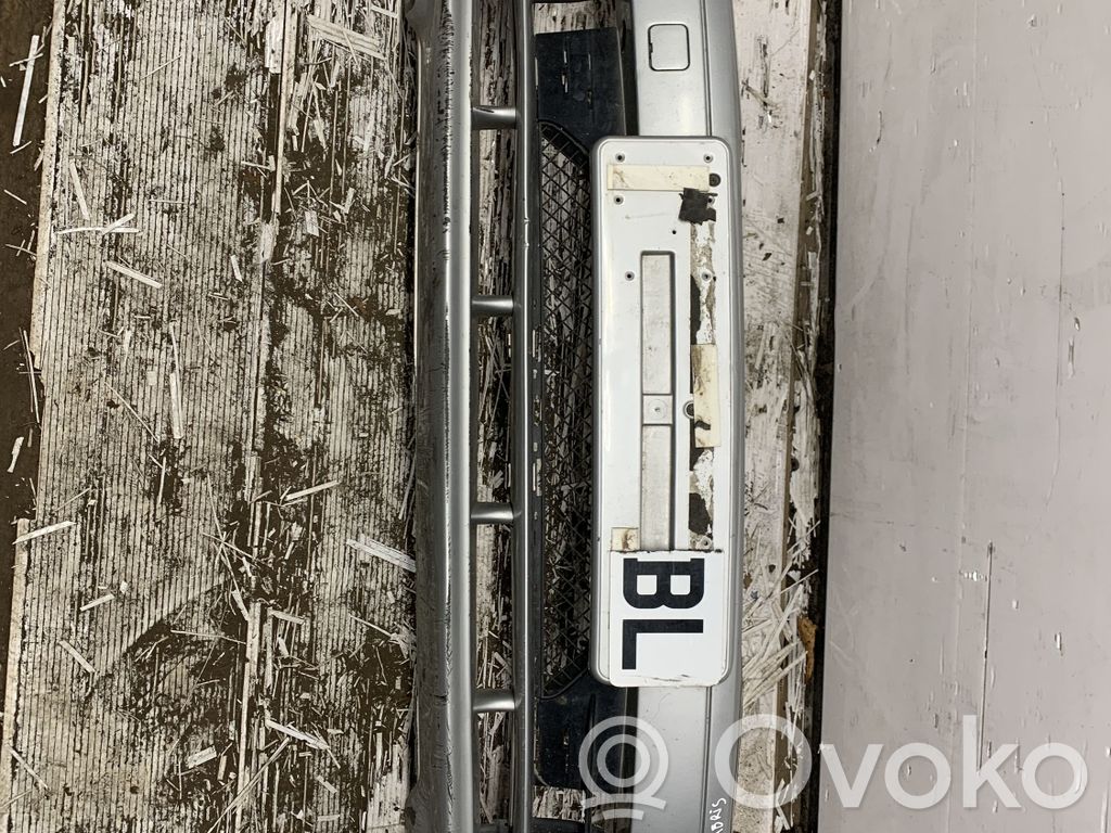 Front bumper   51118195292