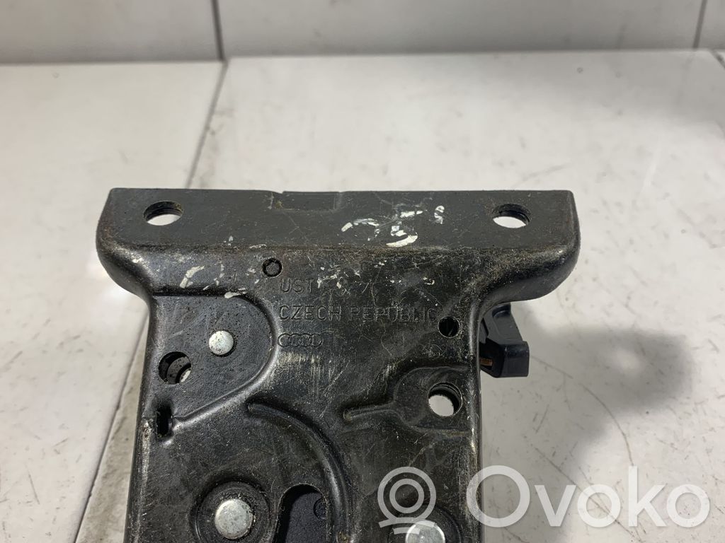 Audi A3 S3 A3 Sportback 8P Spyna galinio dangčio 