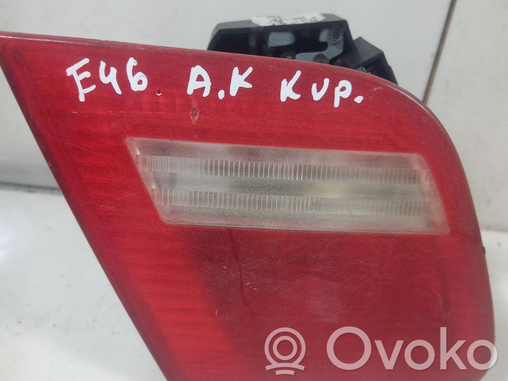 Aizmugurējais lukturis pārsegā   6920705