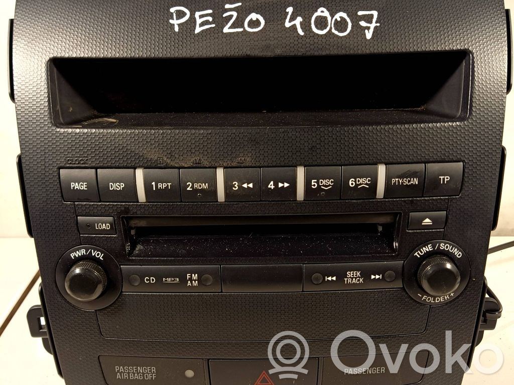 Peugeot 4007 Panel / Radioodtwarzacz CD/DVD/GPS 