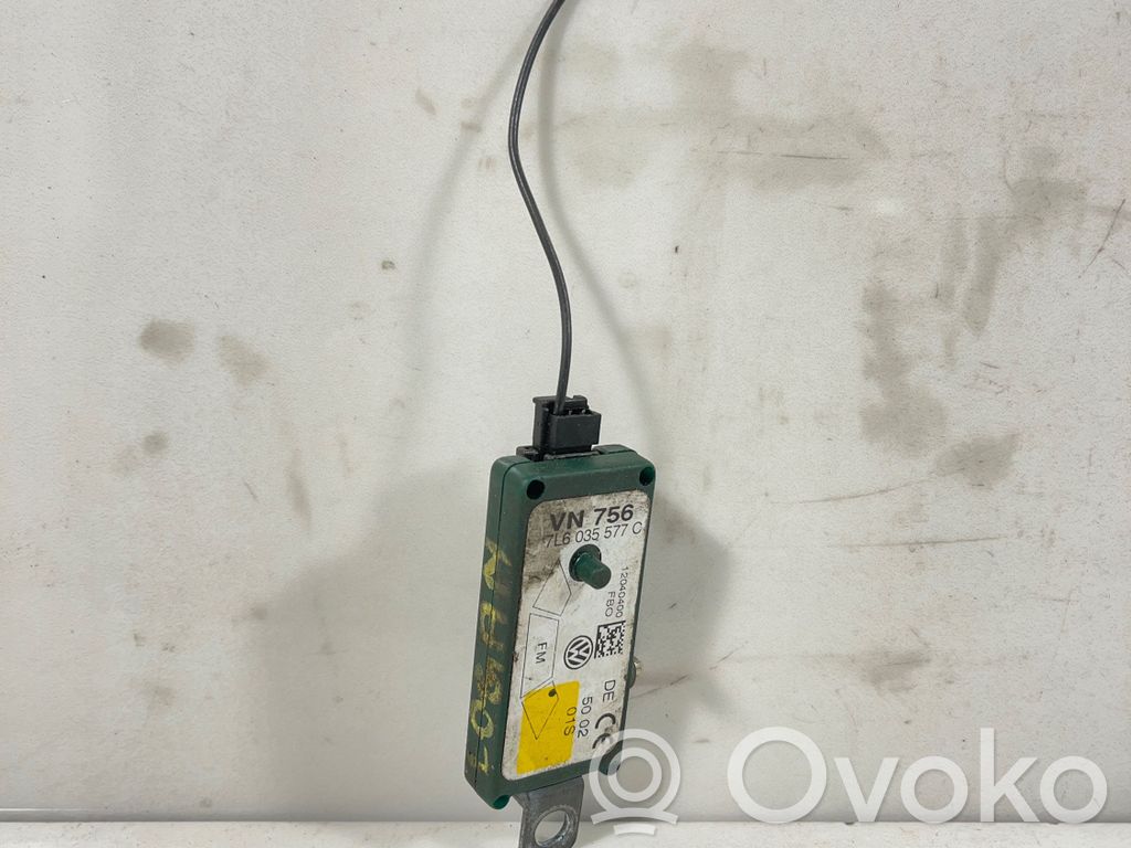 Volkswagen Touareg I Amplificatore antenna 
