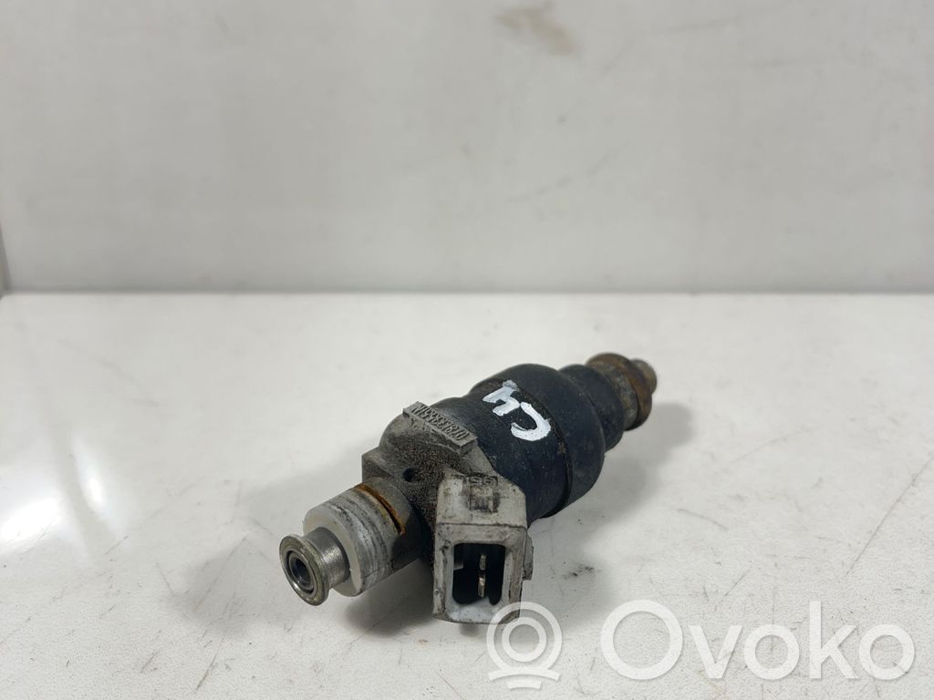 Audi A6 S6 C4 4A Inyector de combustible 