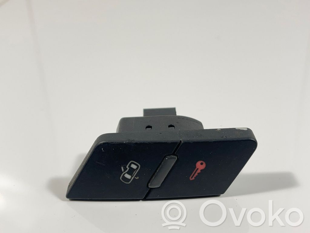 Audi A6 Allroad C6 Central locking switch button 