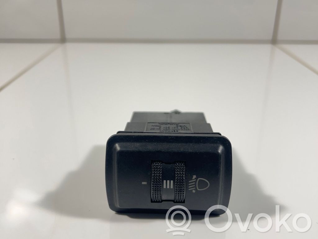 Audi A4 S4 B5 8D Headlight level height control switch 