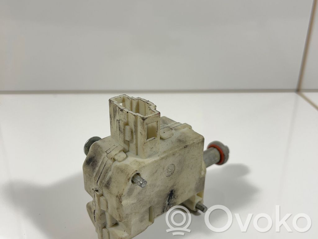 Audi A8 S8 D3 4E Fuel tank cap lock motor 