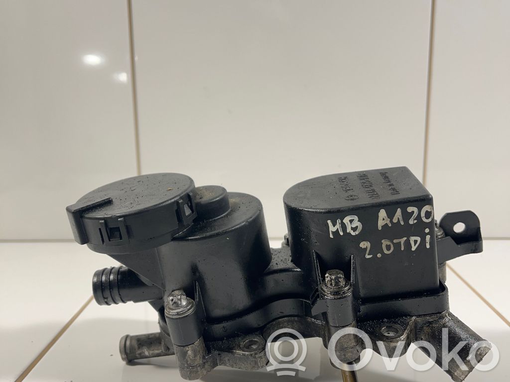 Mercedes-Benz A W169 Odpowietrznik / Separator oleju 