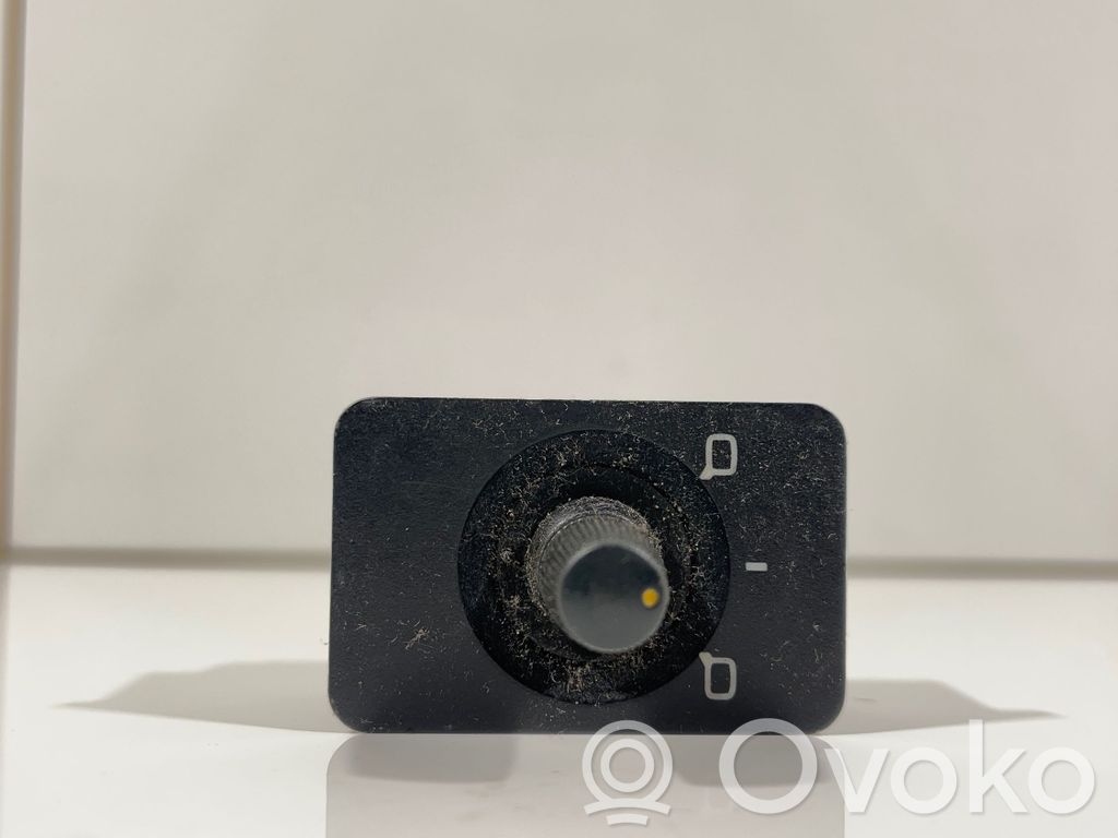 Audi A6 S6 C5 4B Wing mirror switch 